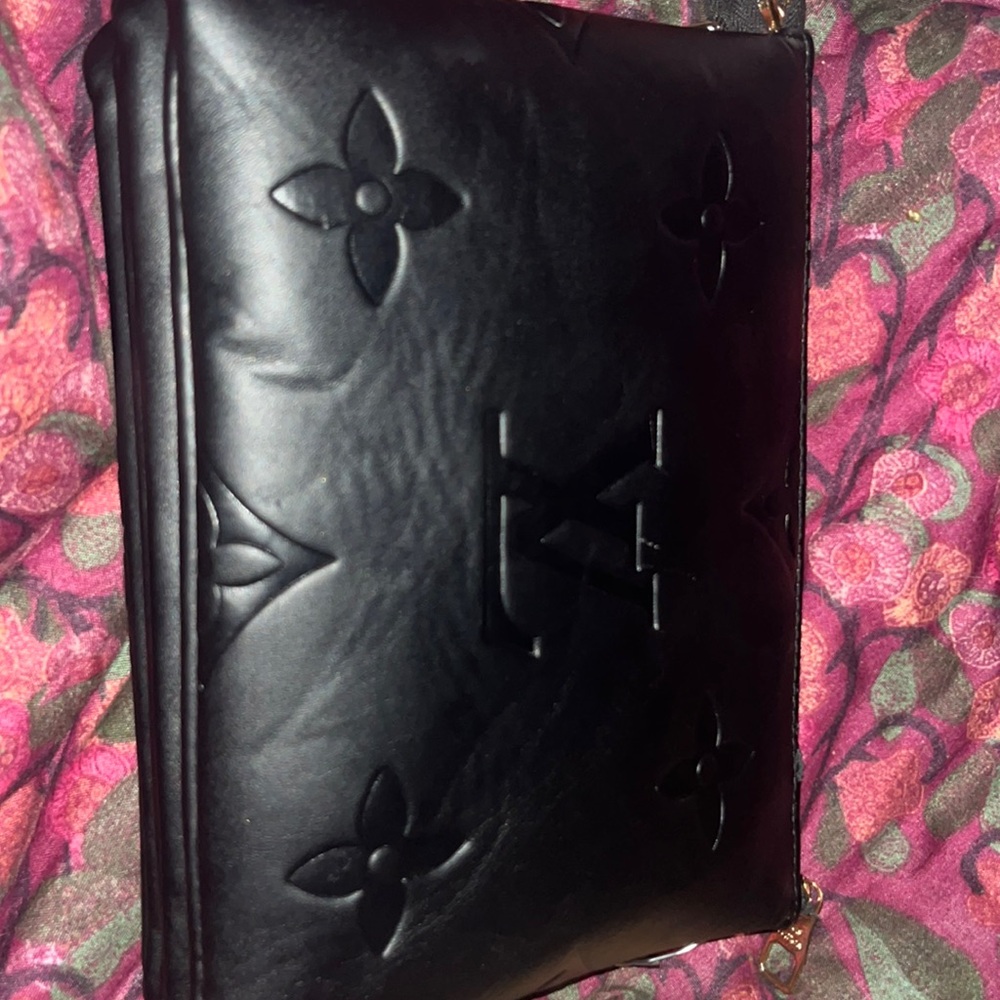LV bag. Still in good condition. Do not have use of it.